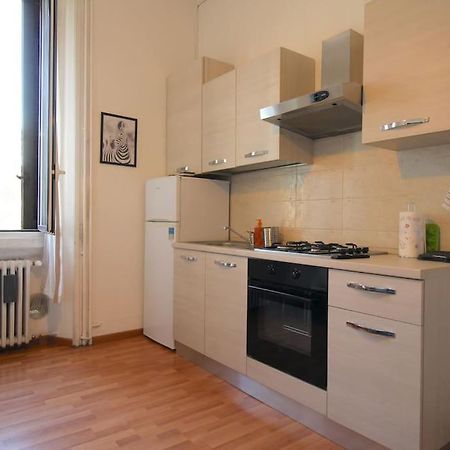 Splendido Bilocale A 4 Fermate Dal Duomo Apartment Milan Exterior photo