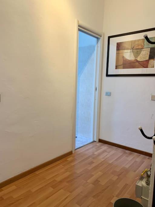 Splendido Bilocale A 4 Fermate Dal Duomo Apartment Milan Exterior photo